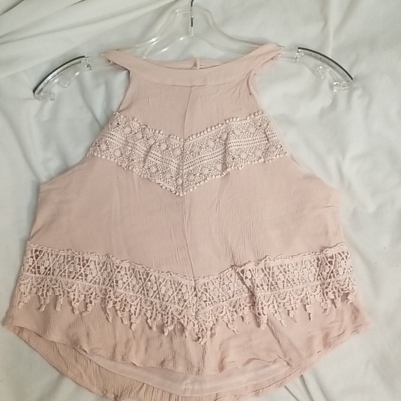 Beautiful blush pink halter neck lace blouse - Picture 2 of 6